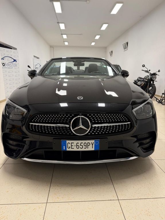 Image of Mercedes-Benz E 220
