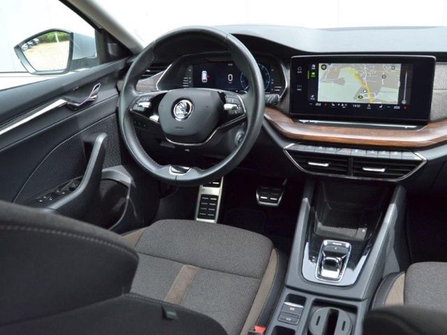 Octavia 2.0 TDI 4x4 DSG Scout AHK/18-ZOLL/MATRIX