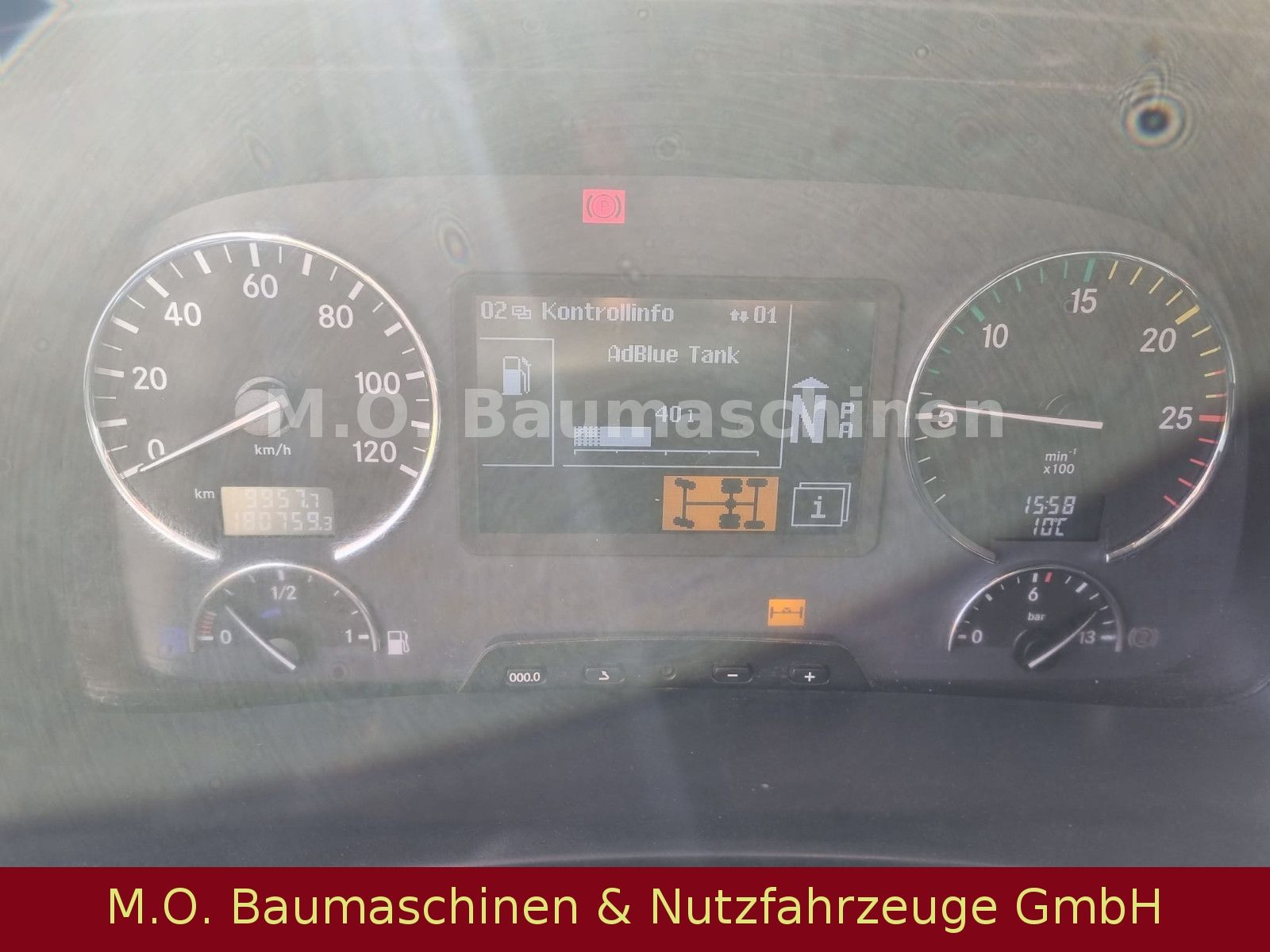 Fahrzeugabbildung Mercedes-Benz Actros 2532 /  6-Zyl / 3-Achser / AC / L+L Achse