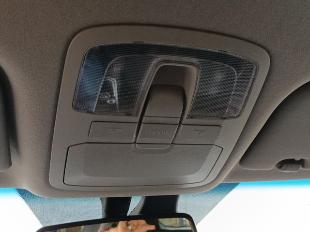 KGM Tivoli ESSENTIAL 1.5 Navi°AC°RFK°SHZ°ALU°DAB°Car