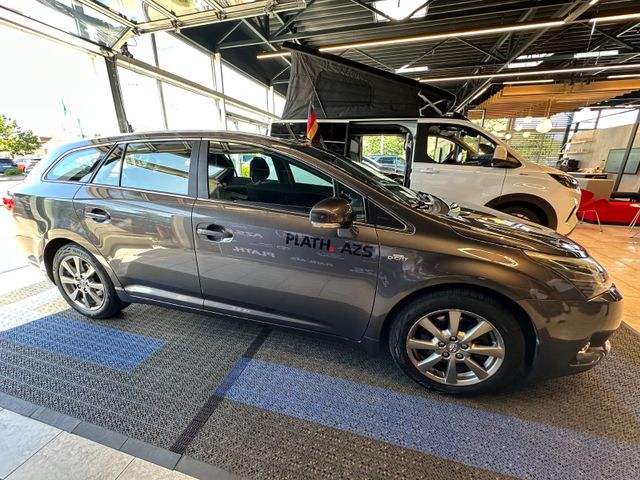 Toyota Avensis Kombi Life Automatik