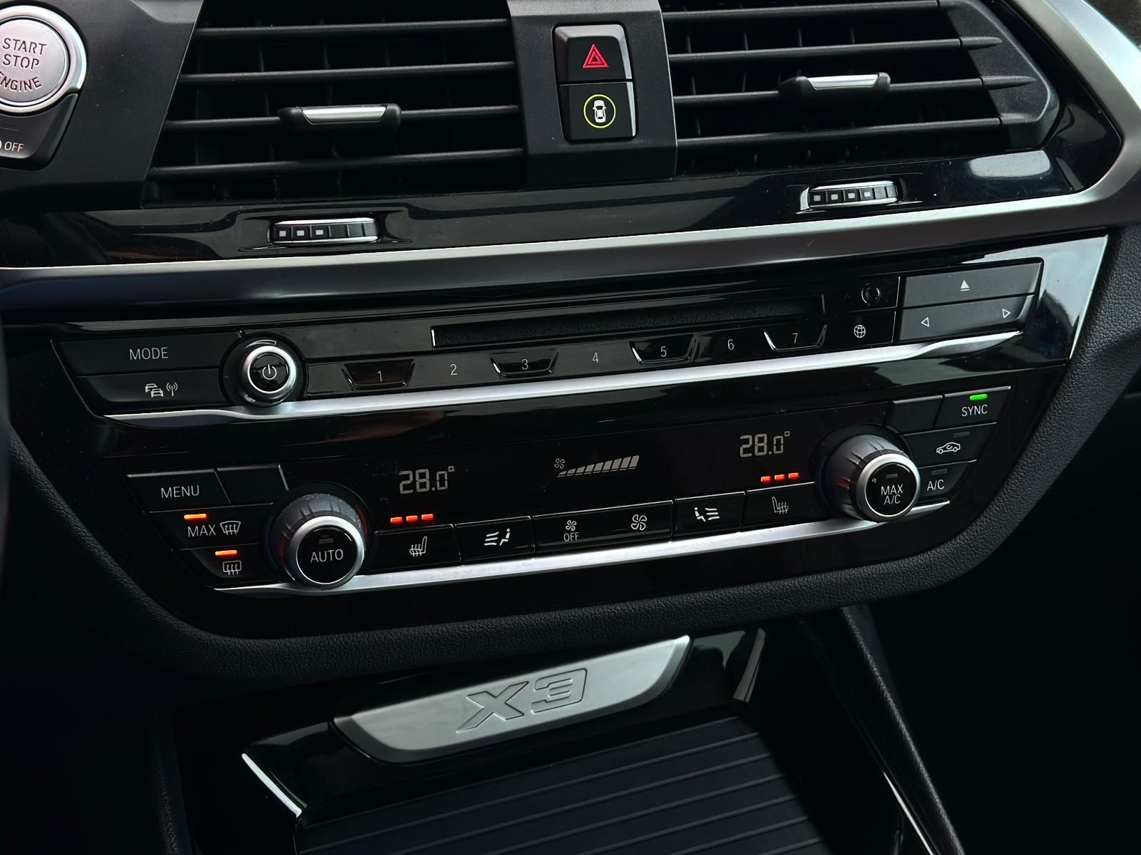 BMW X3  xDrive20d X Line* LED#SHZ#PANO#NAV#TEMP#SPUR - Image 14