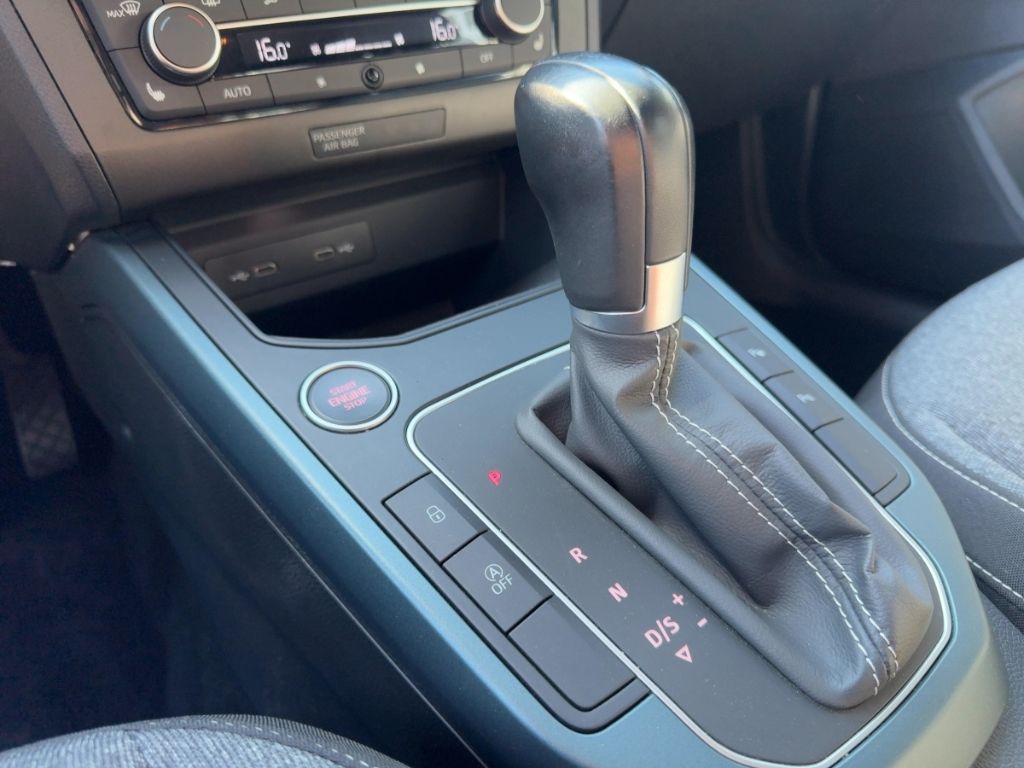 Fahrzeugabbildung SEAT Arona Xperience, SHZ, LED, NAVI
