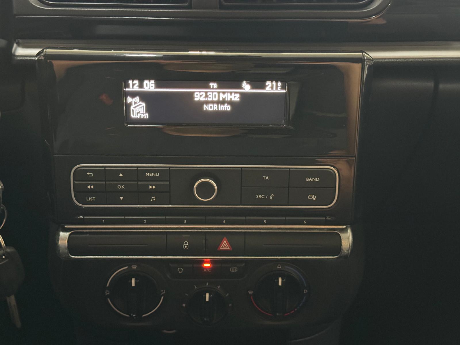 Citroën C3 1.2 FEEL SITZHEIZUNG KLIMA PDC LED 17 ZOLL