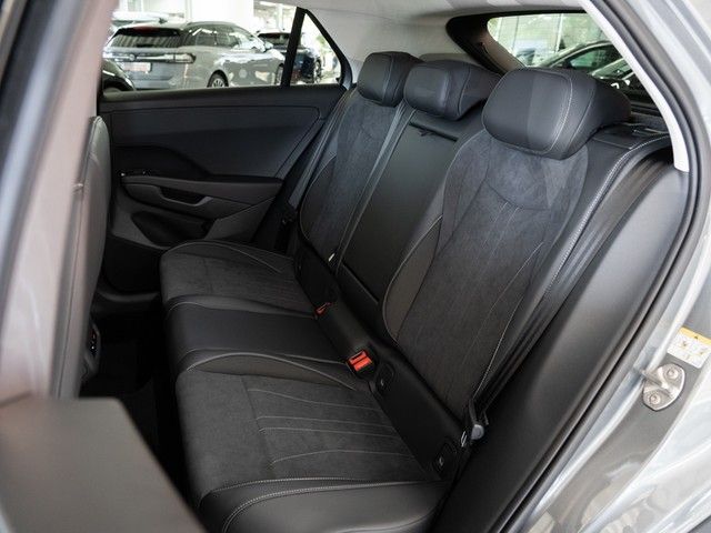 T-Roc Style eTSI DSG IQ Drive + Light GJR AHK Na
