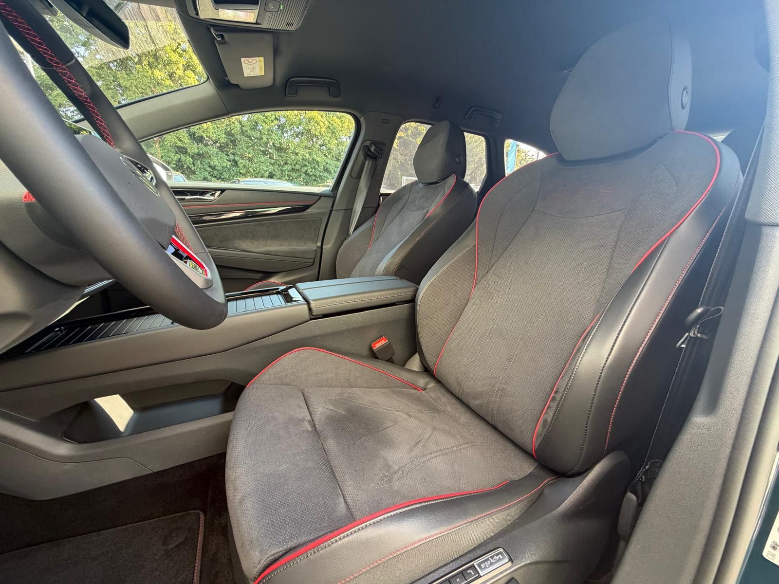 Fahrzeugabbildung Volkswagen ID.7 GTX 4M WERKSG+MATRIX+MEMO+HEAD+ACC+AHK+360+
