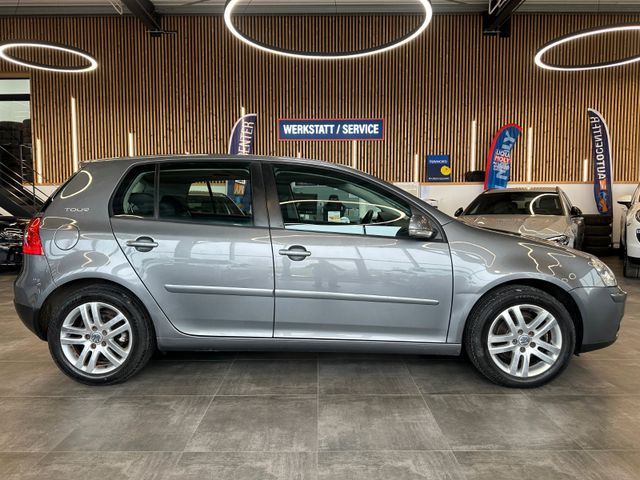 Volkswagen Golf V Lim. Tour *KLIMA*SZHZ*TEMPOMAT*AHK*