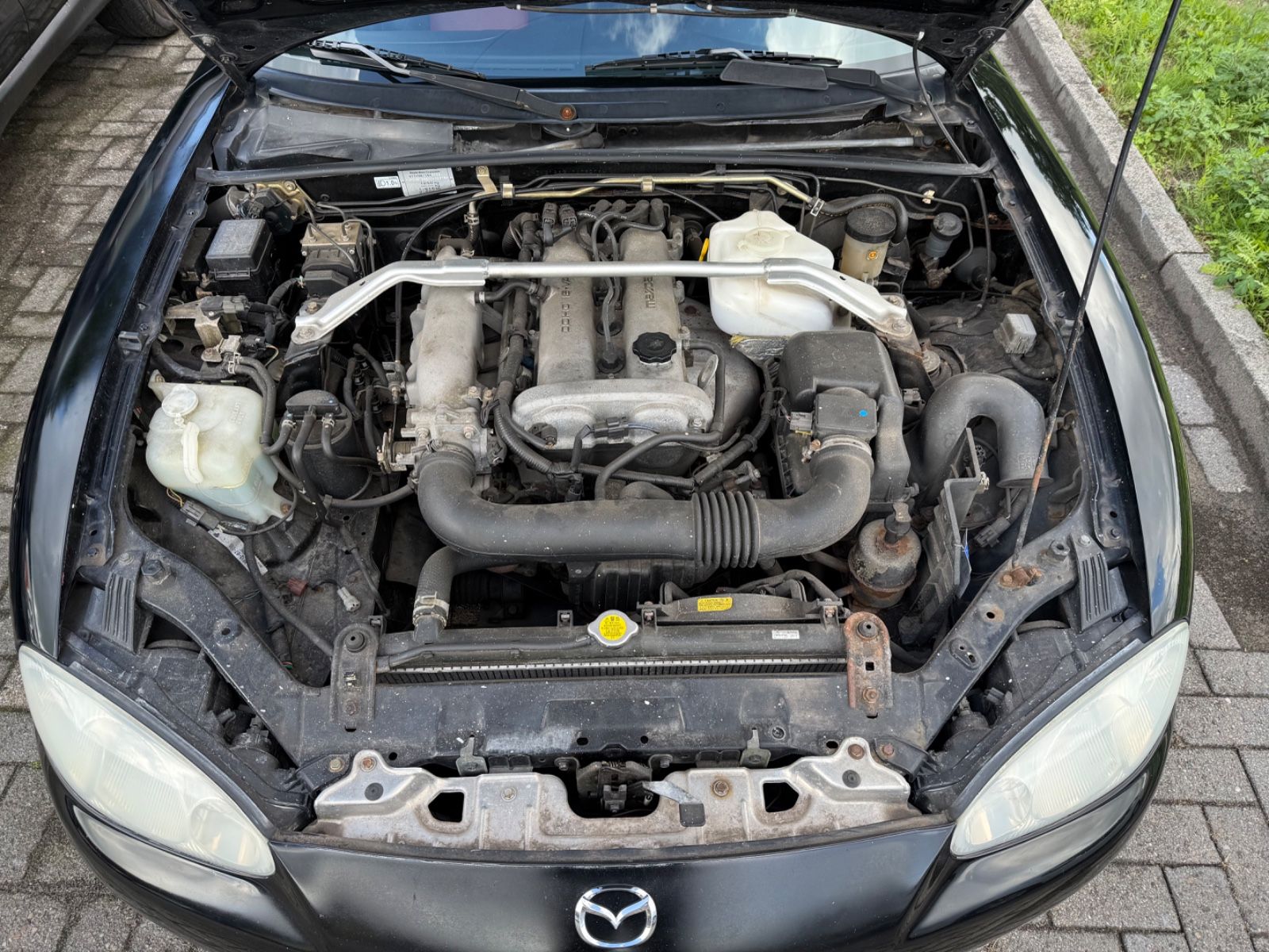 MX-5 1.6 16V*CABRIO*1.6-81 KW*TÜV BIS 06.2027