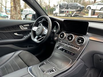 Fahrzeugabbildung Mercedes-Benz GLC 220d 4Matic AMG*Panorama*MBUX*Ambiente*