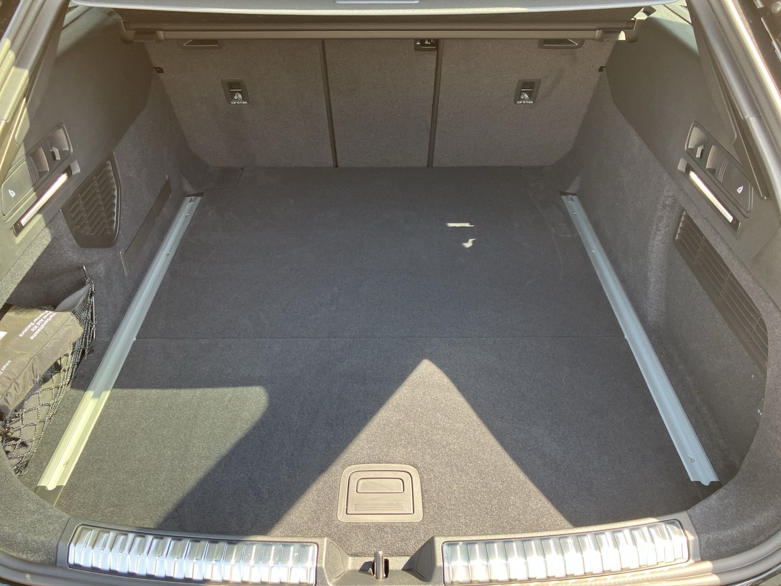 Fahrzeugabbildung Audi A6 Avant TDI edition one Q PANO MATRIX TECH PRO