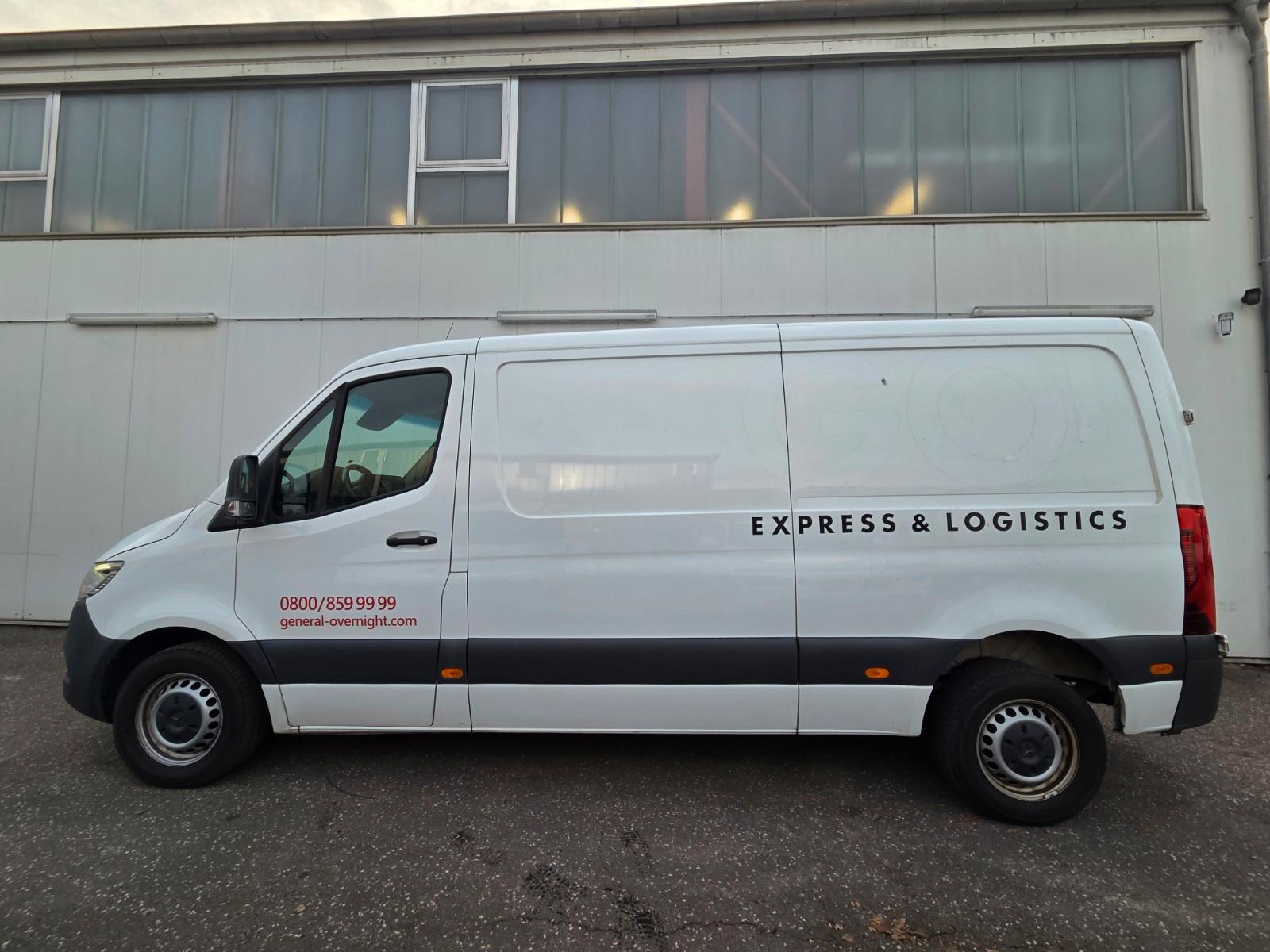 Mercedes-Benz Sprinter III Kasten FWD 215 CDI L2 MBUX/LED/Aut