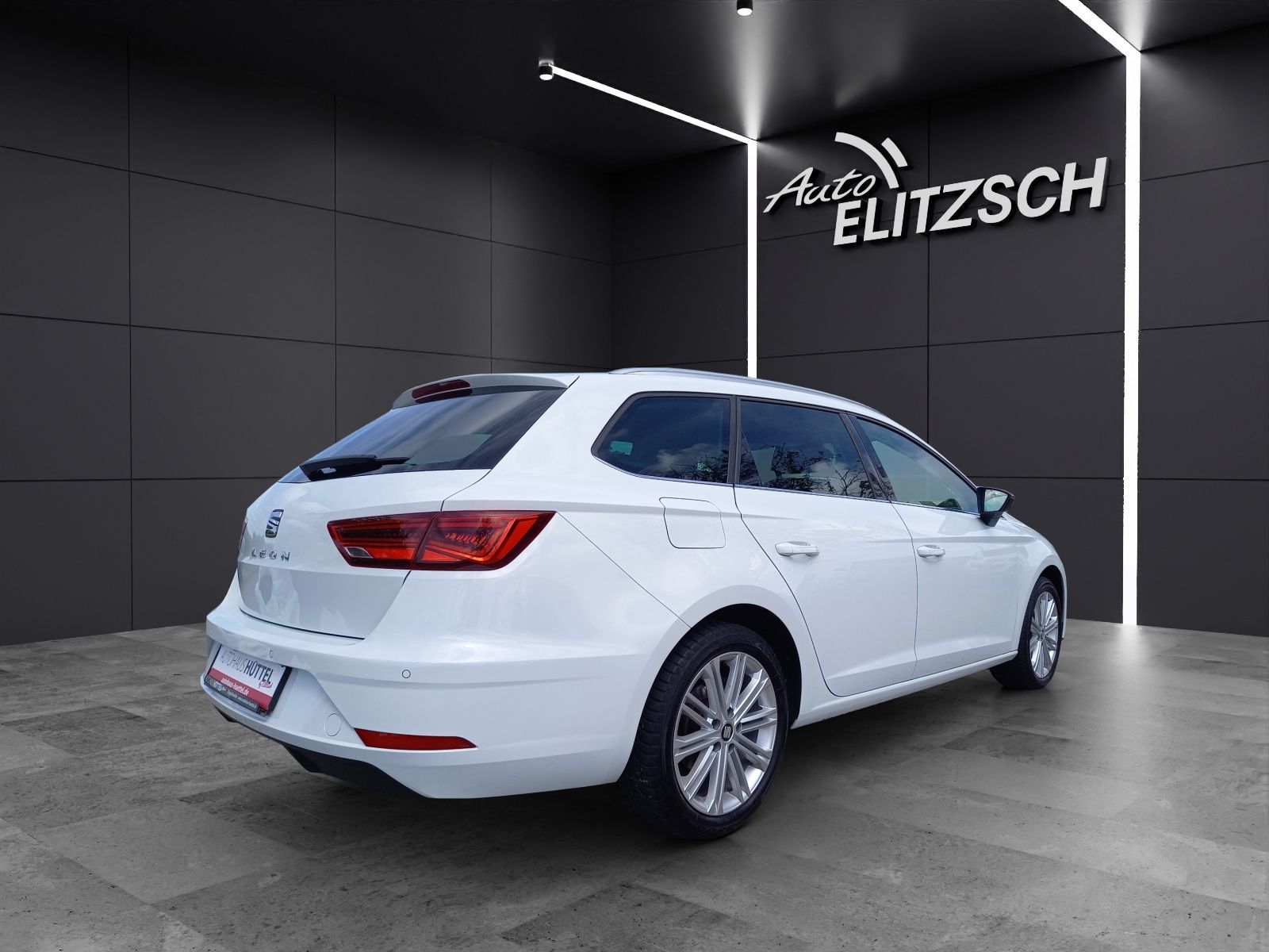Fahrzeugabbildung SEAT Leon Sportstourer Xcellence 1.5 TSI ACT ACC NAVI