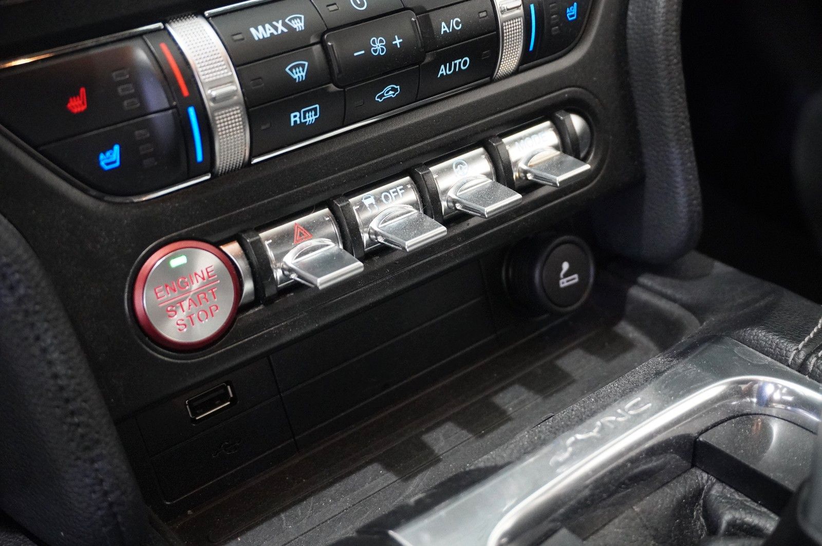 Fahrzeugabbildung Ford Mustang GT 5.0 TI-VCT (EU) NAVI/LED/KAMERA/B&O