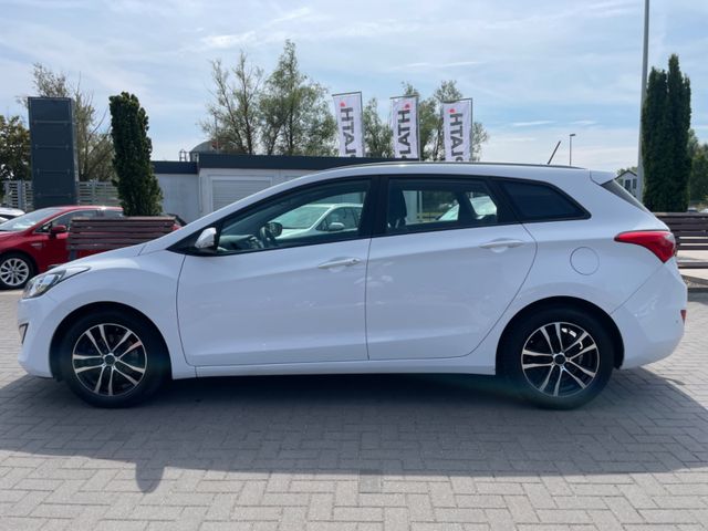 Hyundai i30  cw blue Trend