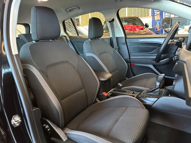 Ford Focus *1.HAND*19%*LED*LKHZ*SPORT*CARPLAY*TEMPO
