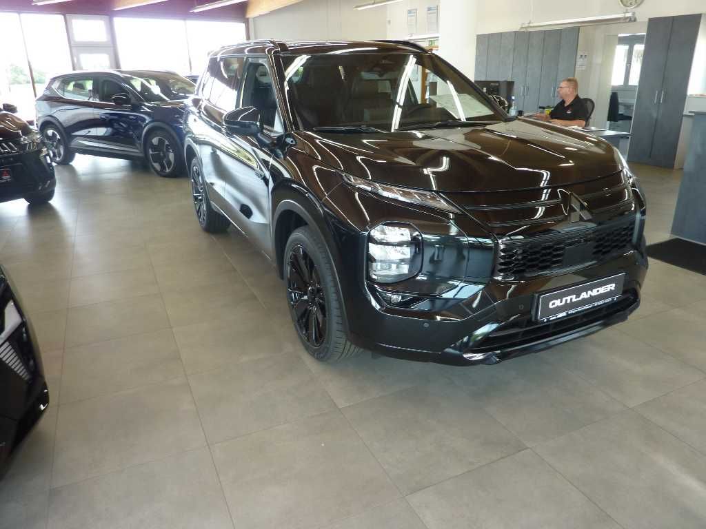 Mitsubishi Outlander Top Black 4WD 306PS 0,5%Regelung imagem 2