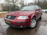 Volkswagen Passat Variant+Automatik+Schiebedach+TOP+ - Volkswagen Passat Variant aus 2002
