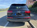 Audi SQ7 4.0 TDI quattro tiptronic - Audi SQ7 von privat