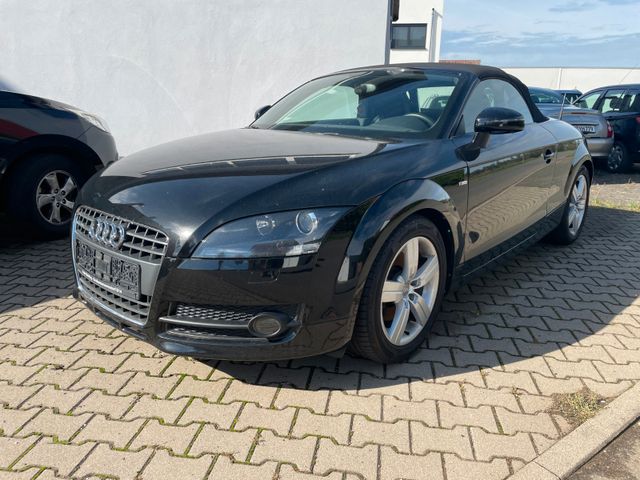 Audi TT Coupe/Roadster 1.8 TFSI Roadster S-Line