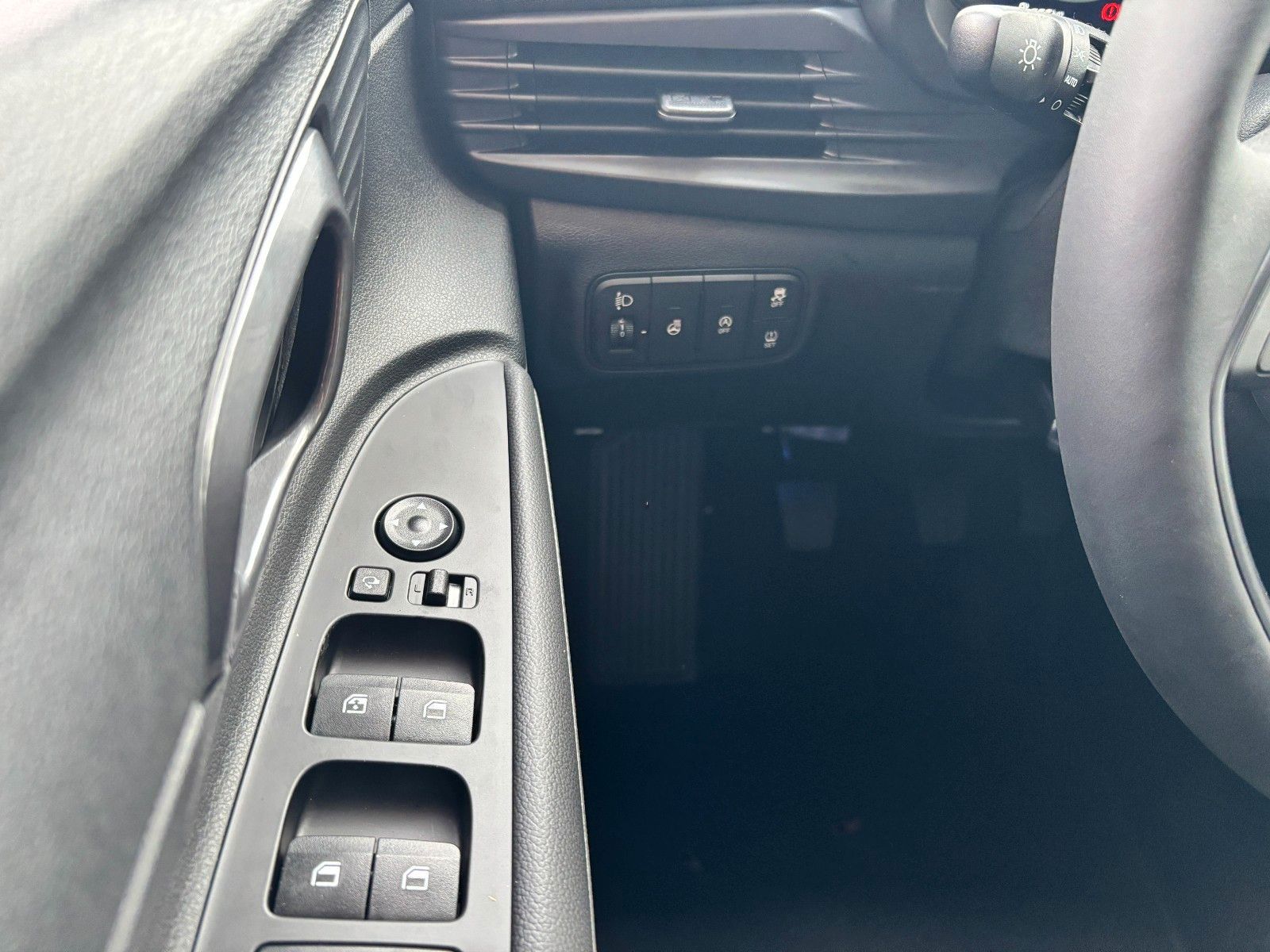 Fahrzeugabbildung Hyundai i20 1.0 T-GDI Trend Navi,SHZ,Kam.,PDC,Virtual,LM