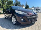Peugeot 207 CC Cabrio-Coupe Allure - Peugeot 207: Leder, Navigationssystem