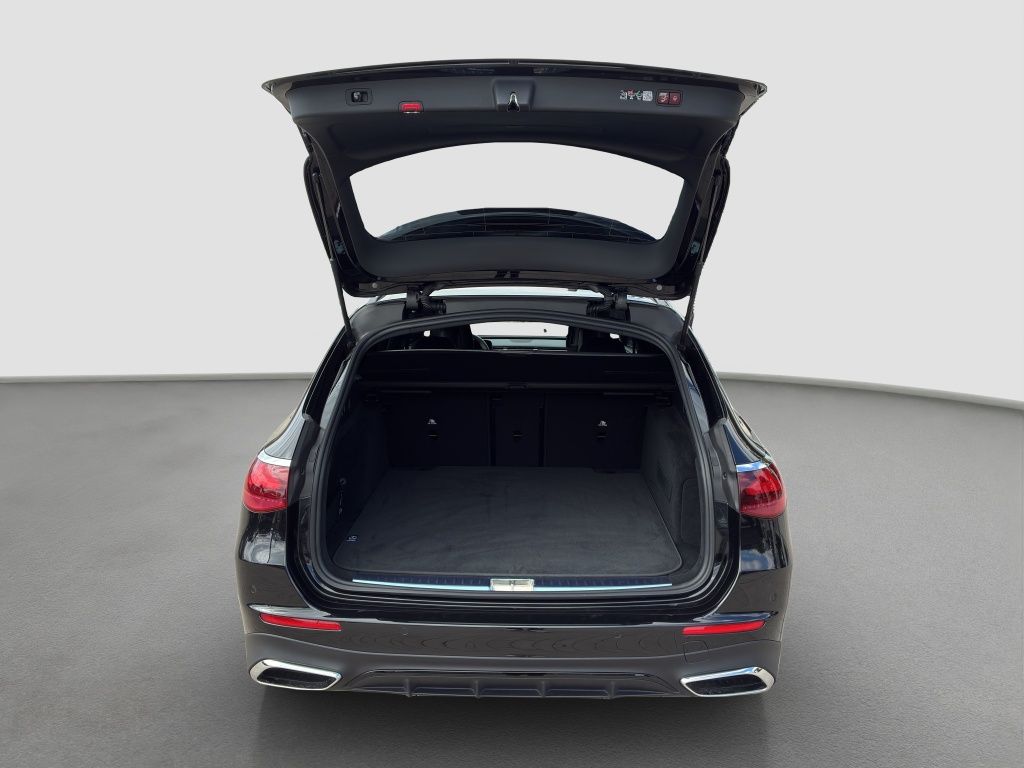 Fahrzeugabbildung Mercedes-Benz E 220 d T AMG*NIGHT*BURM*AHZV*DIGITAL*DISTR*PSD