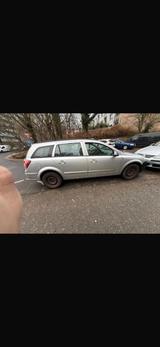 Opel Astra 1.7 Diesel - Opel Astra aus 2009 mit Diesel-Antrieb: Kombi, 1.7