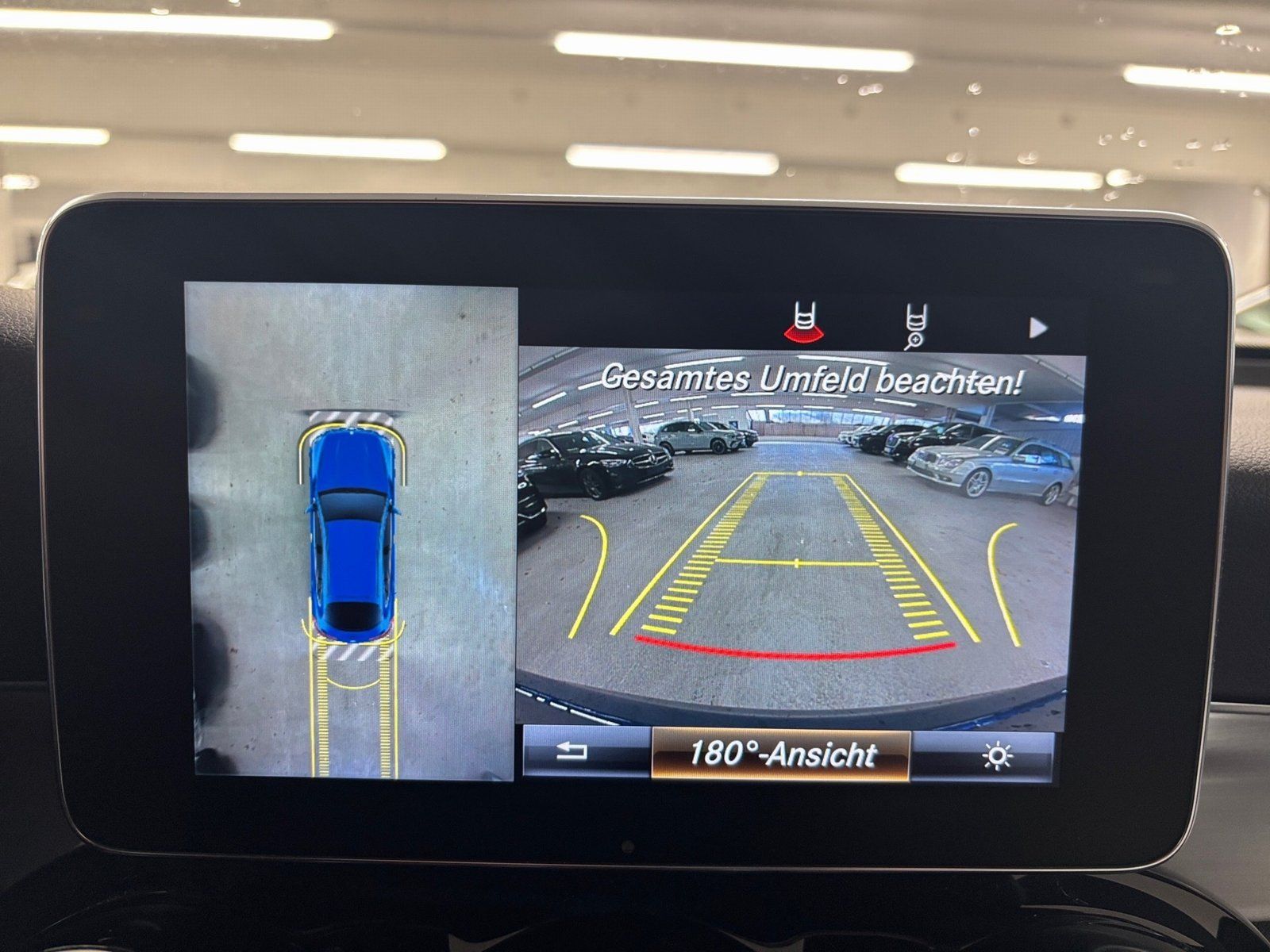 Fahrzeugabbildung Mercedes-Benz GLC 300 4M AMG*Night*Burmester*ILS*COMAND*360°*