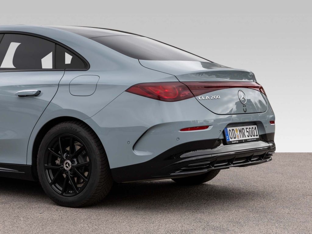 Mercedes-Benz CLA 200 AMG NIGHT PREMIUM MEMO MULTI 360 DISTR foto 7