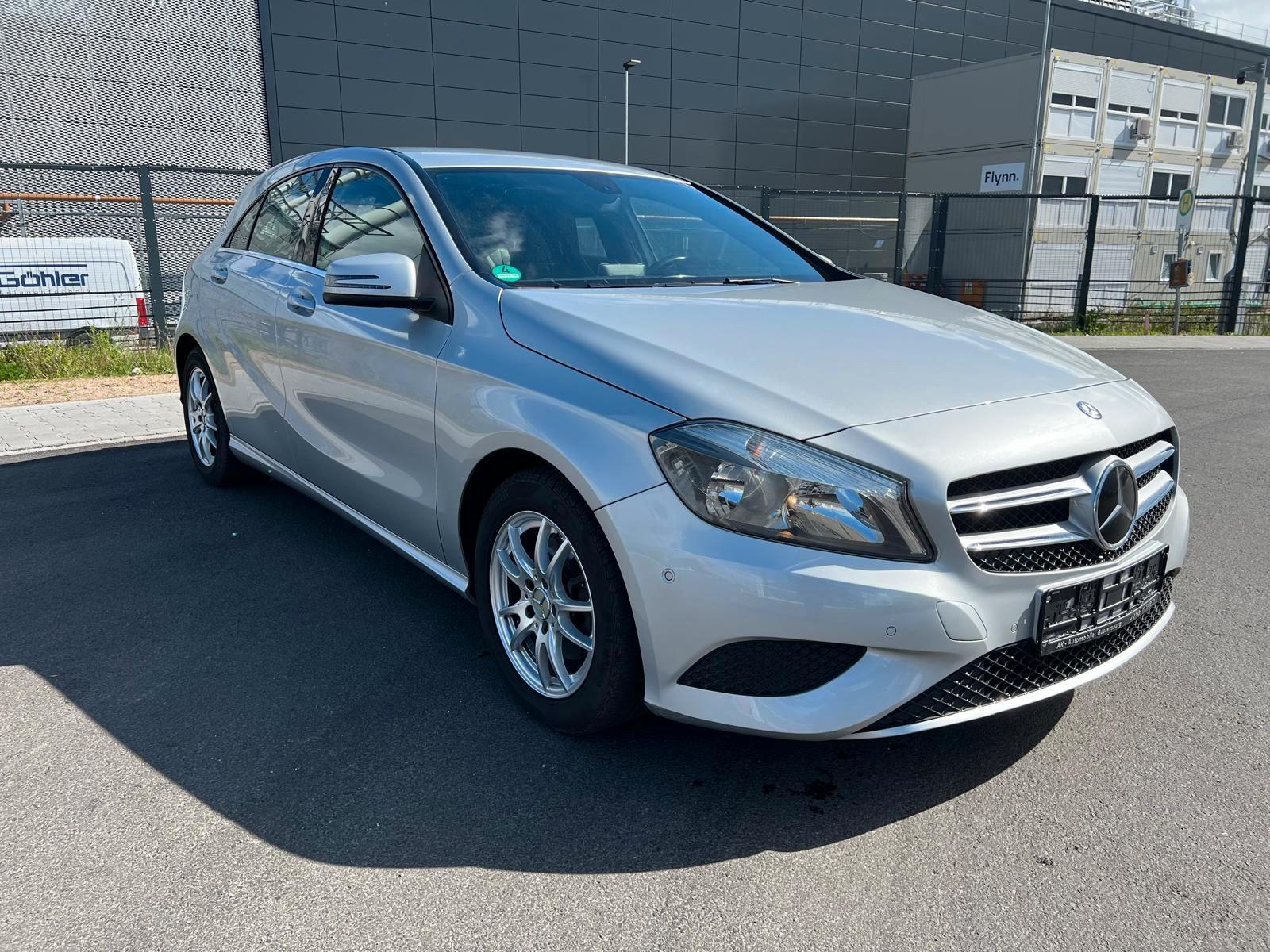 Mercedes-Benz A 180 BlueEffic. Automatik Leder Navi 2.Hand