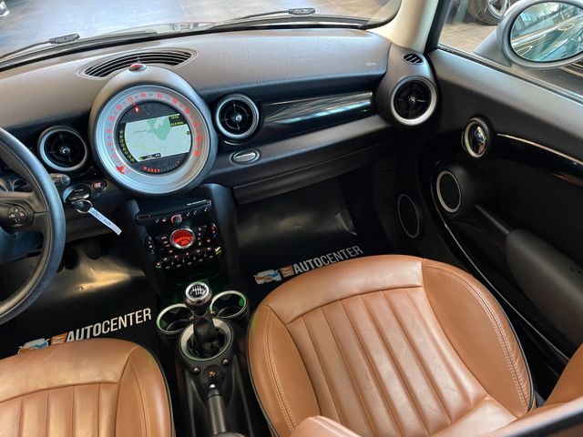 MINI Cooper *SHZ*PDC*NAVI*TEMPOMAT*LEDER*