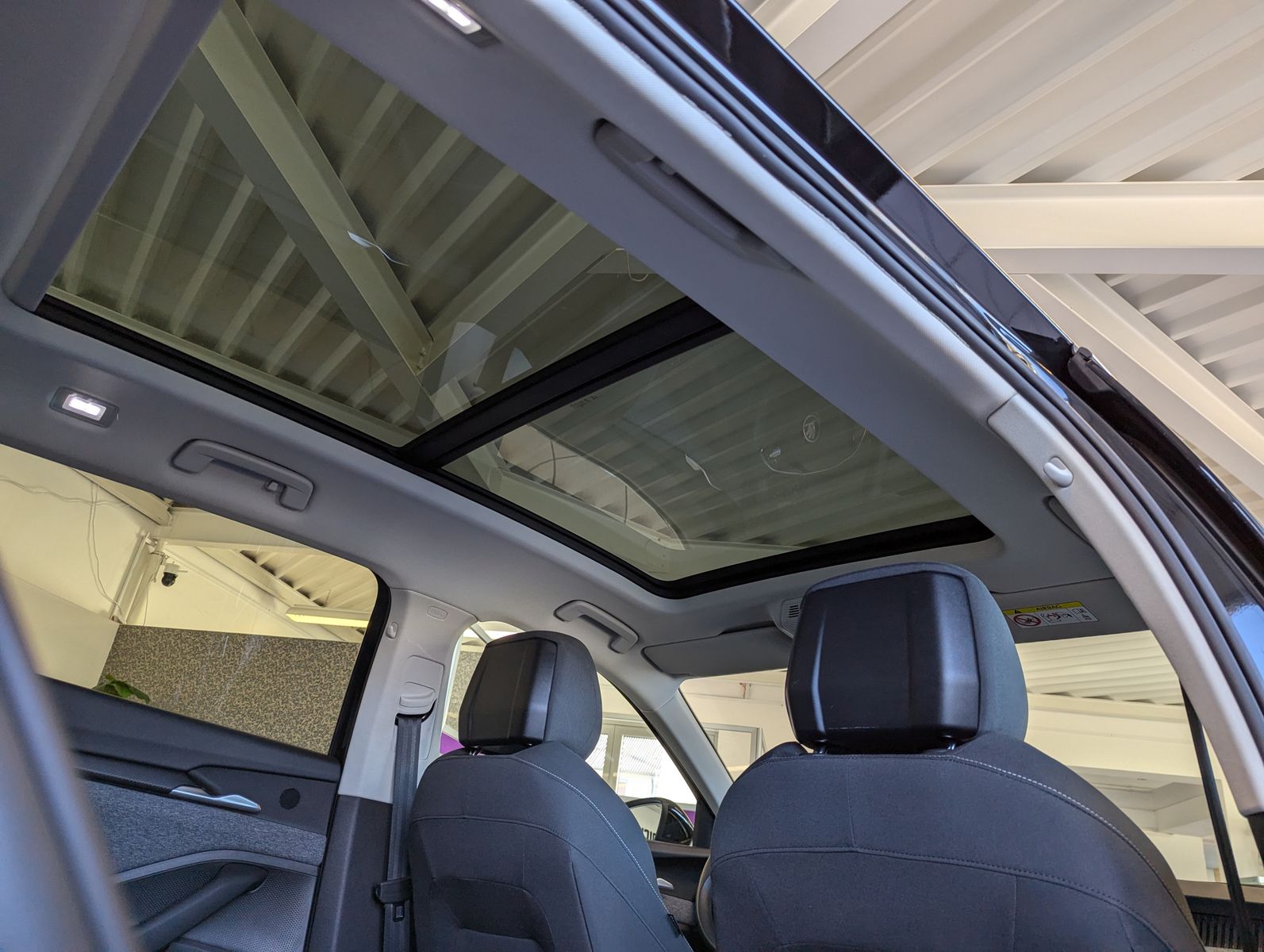 Fahrzeugabbildung SKODA Superb 2.0TDI DSG 4x4 Pano Matrix ACC AHK 5J Gar