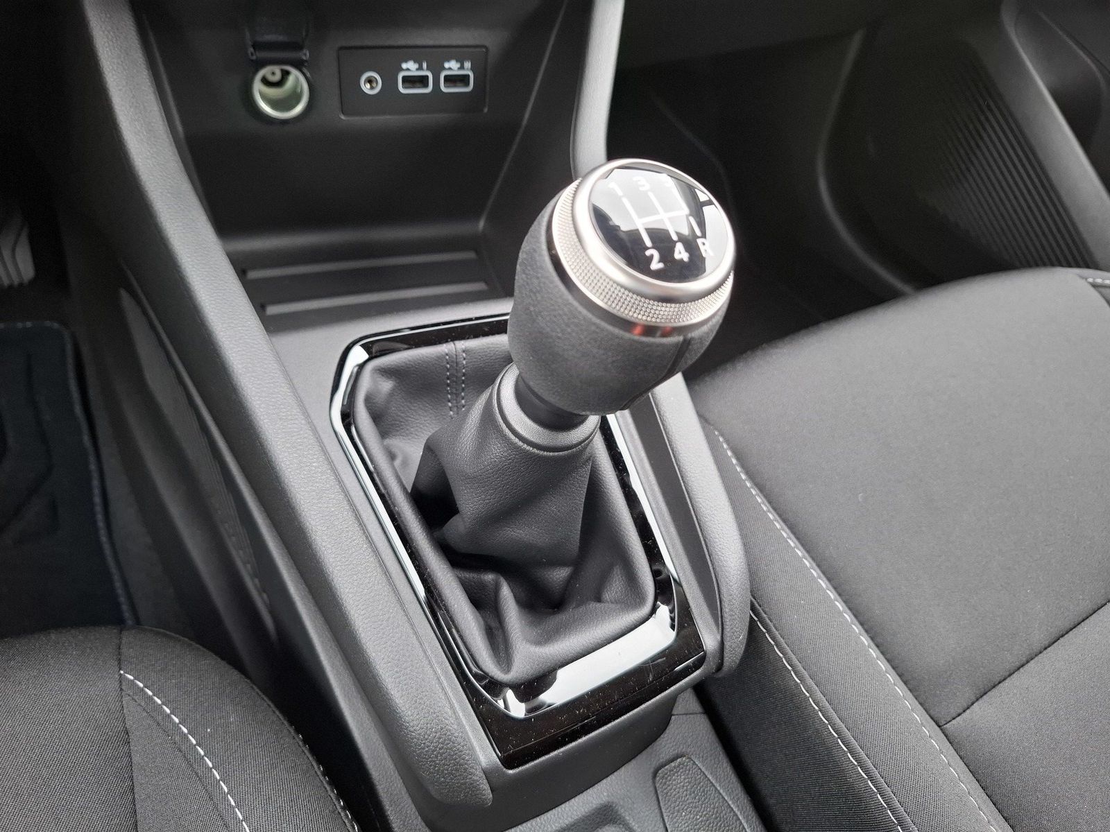 Renault Clio - Bild 23