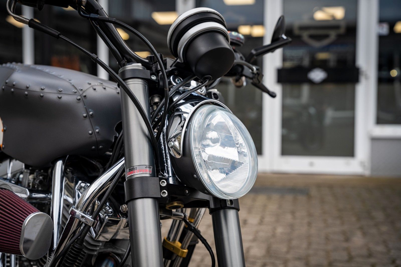 Fahrzeugabbildung Harley-Davidson SOHN-MOTORCYCLES GREYHOUND VR1750 EINZELSTÜCK