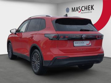 Volkswagen Tiguan - 4