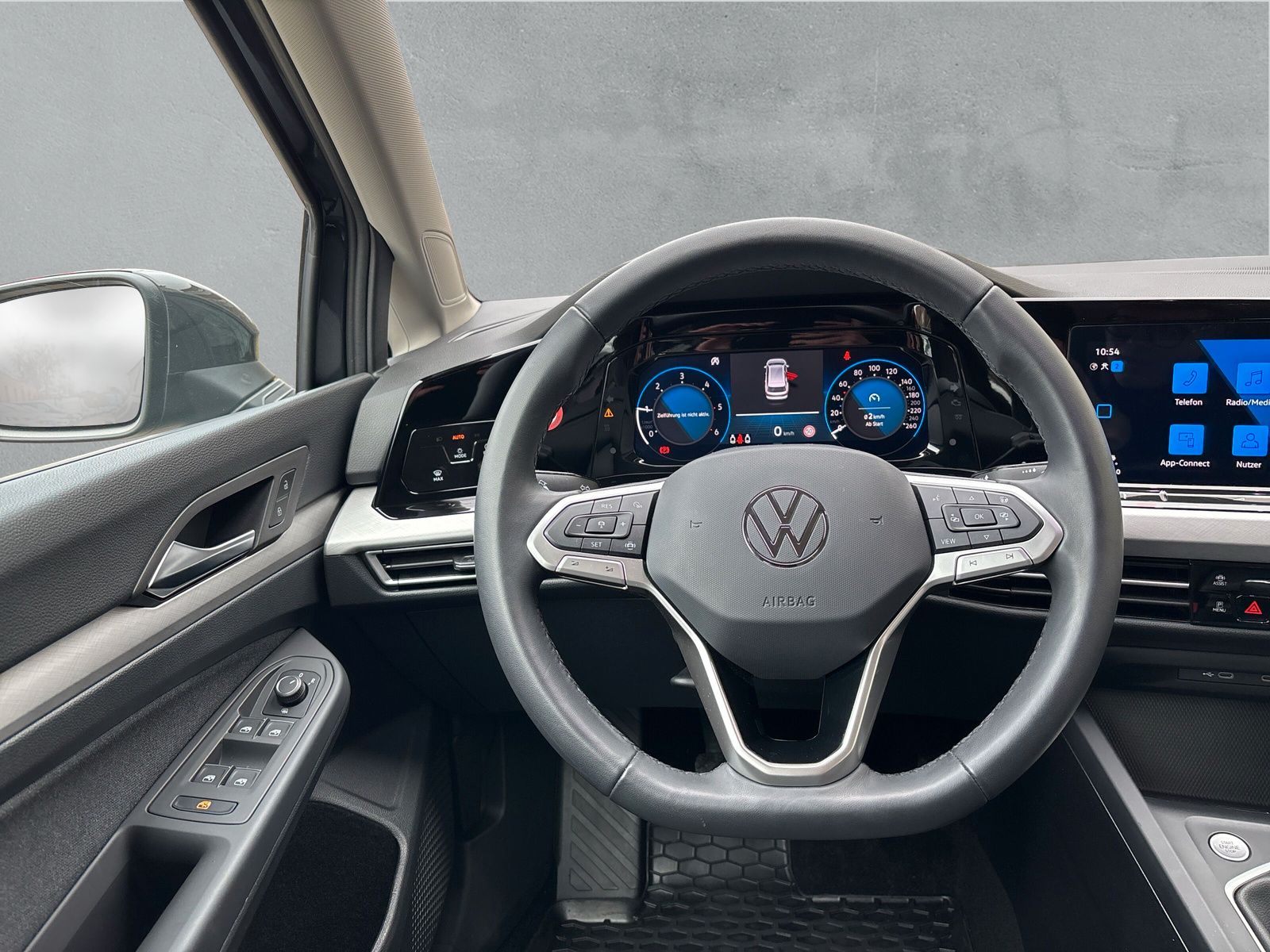 Fahrzeugabbildung Volkswagen Golf  Variant 2.0 TDI Life Kamera AppConnect Nav