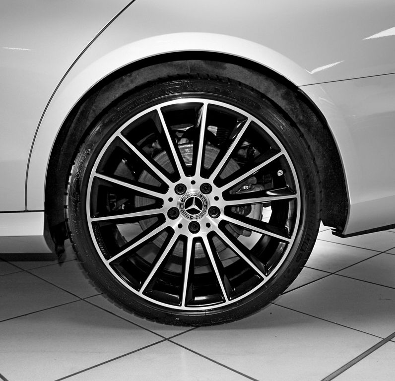 Mercedes-Benz E 400 d AMG NIGHT DESIGNO 105 T NP NETTO 33.700
