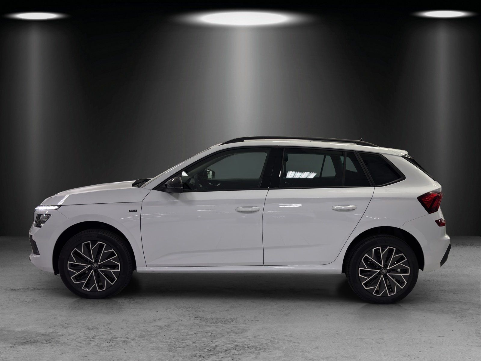 Fahrzeugabbildung SKODA Kamiq Tour 1,0 TSI 70 kW