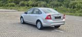 Ford Focus 1,6TDCi Ghia Sedan - Ford Focus aus 2009: Se