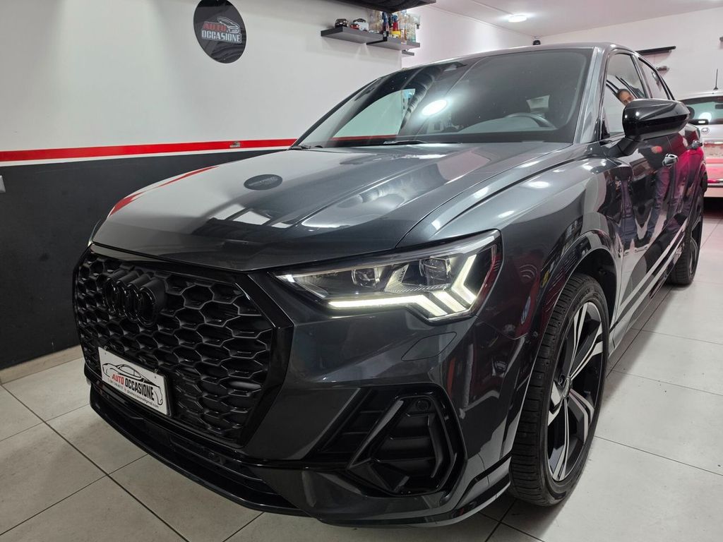 Image of Audi Q3