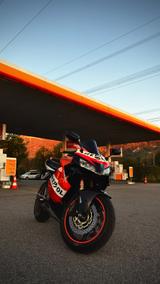 Honda CBR 600 RR PC37 - HONDA 2005 CBR 600 RR