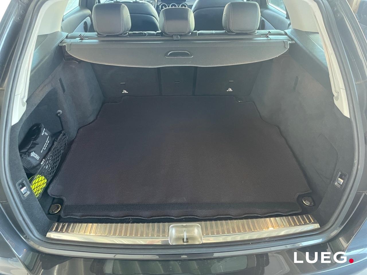 Mercedes-Benz C 180 T AVANTGARDE+AHK+RÜCKFK+LED+NAVI+AMBIENTE