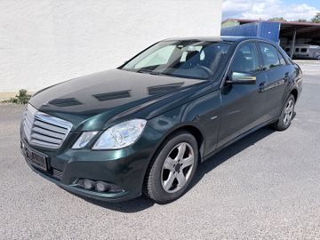 Mercedes E 220 - 1