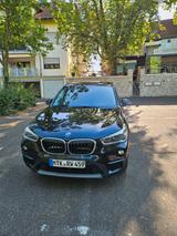 BMW X1 sDrive20i Advantage, 1Hd.Business ,Standhzg - BMW X1 Gebrauchtwagen in Frankfurt