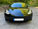Tesla Model 3 RWD | AHK | 8-Fach | 60 kWh LFP | RYZEN  - Tesla Model 3 in Düsseldorf