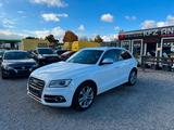 Audi SAUDI SQ5 3.0 TDIquattroKLIMAAUTOMATIK!SITZHEIZG - weiße Audi SQ5