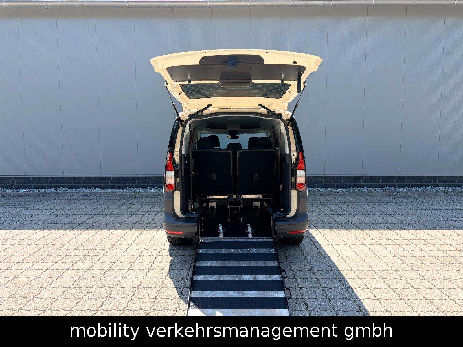 Volkswagen Maxi DSG LED TAXI Rollstuhl ACC Garantie 7-Sitze