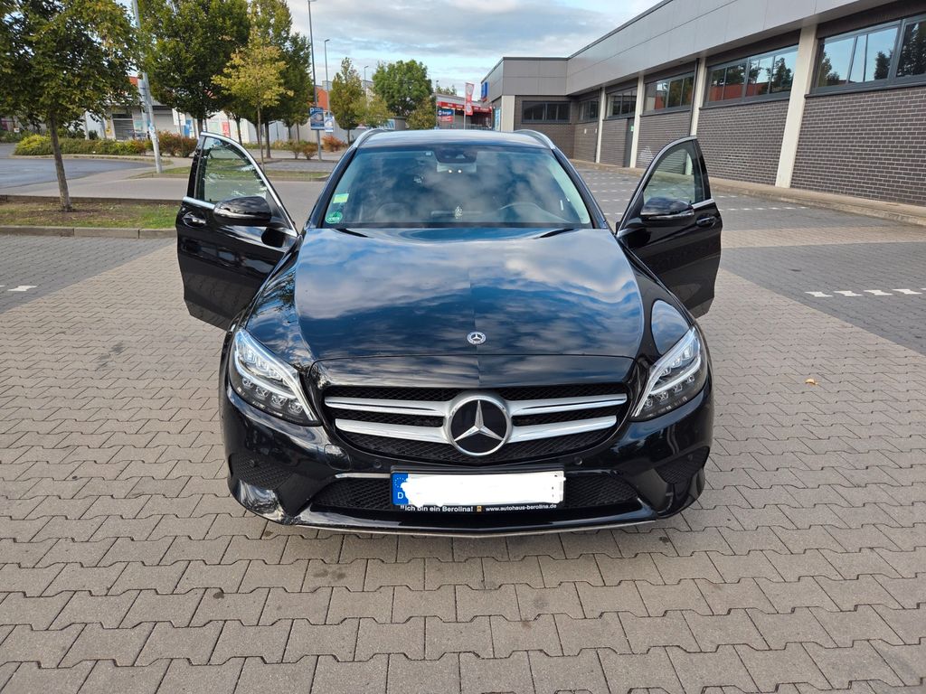 Image of Mercedes-Benz C 180