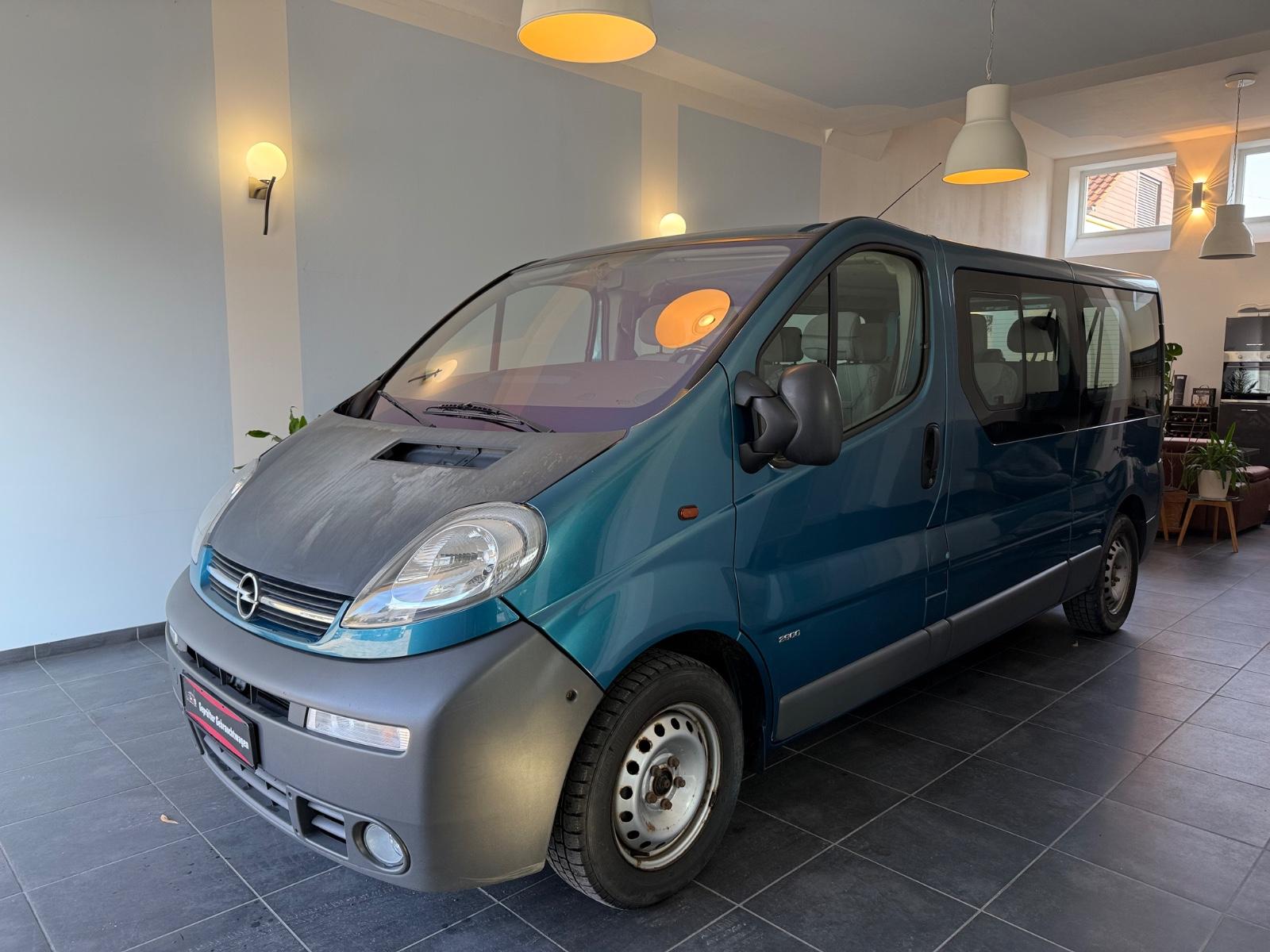 Opel Vivaro Kombi 2,5 L2H1 2,9t*1.Hd*Opel Scheckheft