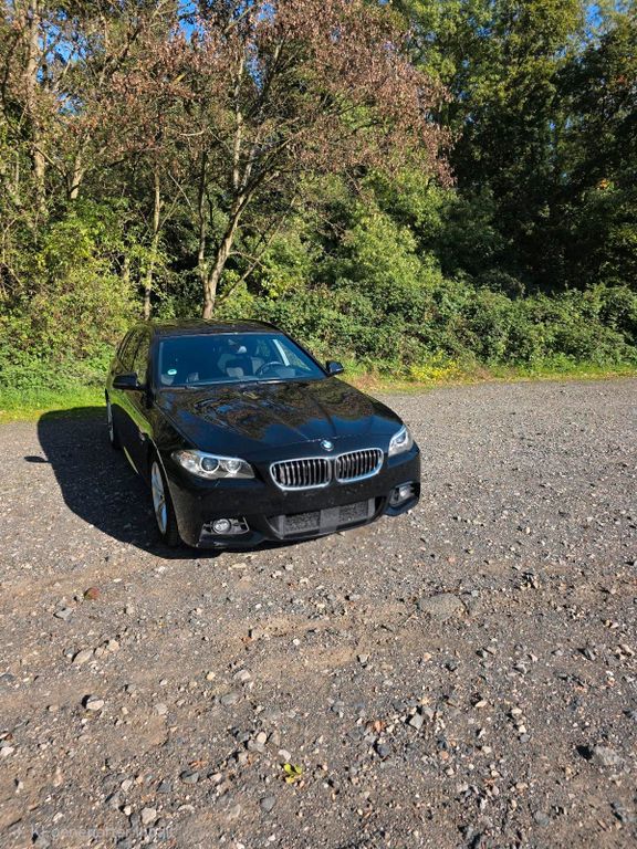 Image of BMW 530